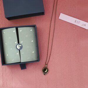 Moonglow necklace 3A phase moon glow pendant on chain